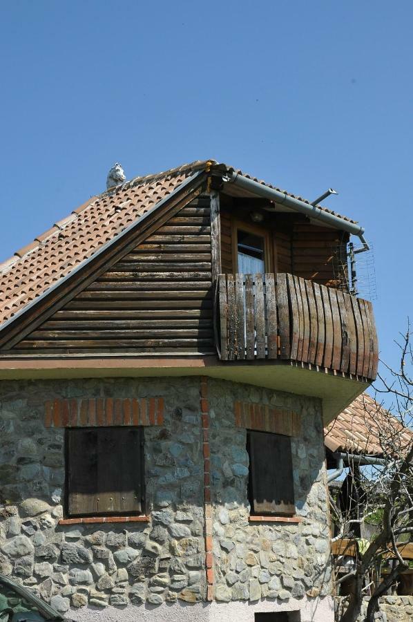 Robinson Vila Kitokret Kutjevo Ngoại thất bức ảnh